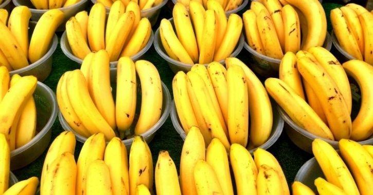 Chill, Bananas are not banned at Charbagh Station