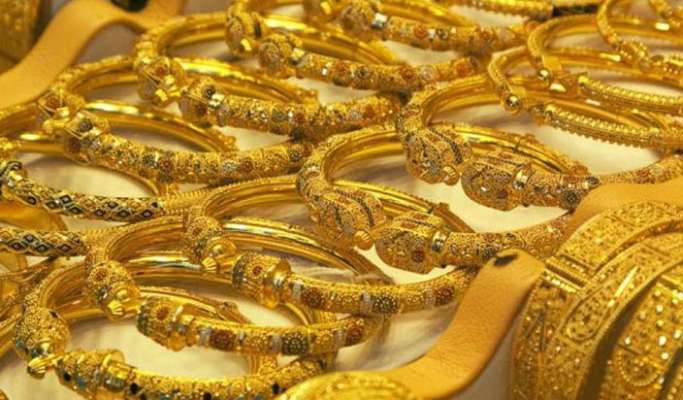 Dhanteras: Lucknowites rush to the prime markets for shopping
